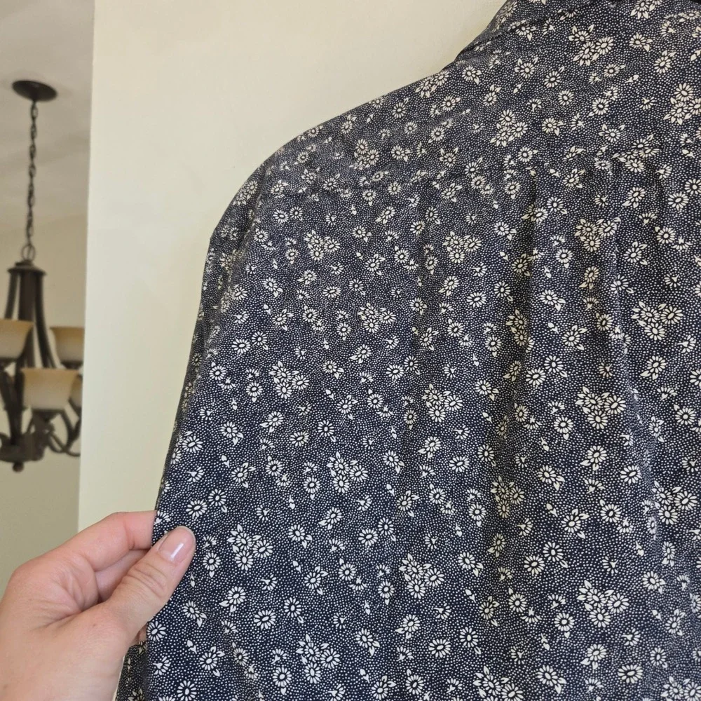 J Crew Mens Size M Floral Printed Long Sleeve Collared Button Front Casual Shirt